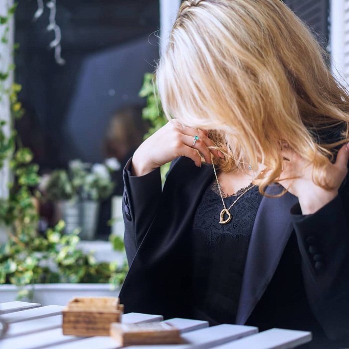 Идельный подарок не выбирают за день. Его обдумывают.