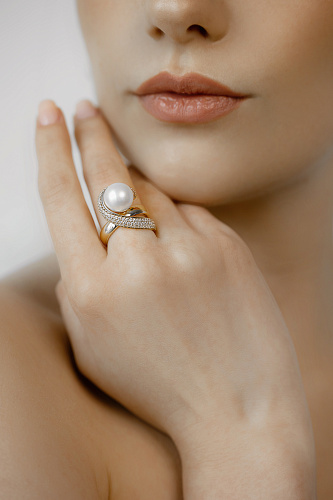 Акция на кольцо с морским жемчугом